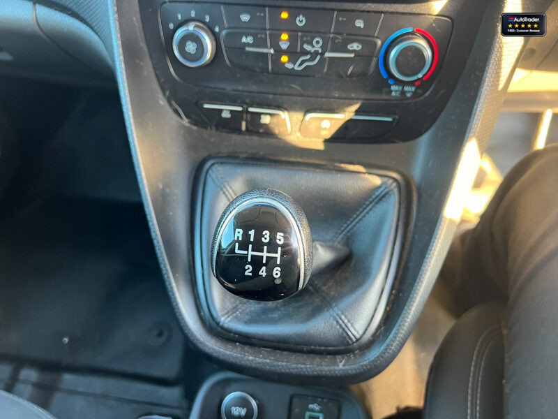 Used Ford Transit Connect 2018 for sale - 77042093: Photo 41