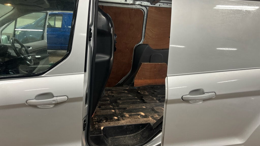 Used Ford Transit Connect 2021 for sale - 77593166: Photo 8