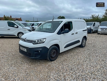 Used Citroen Berlingo 2019 for sale - 77041727: Photo