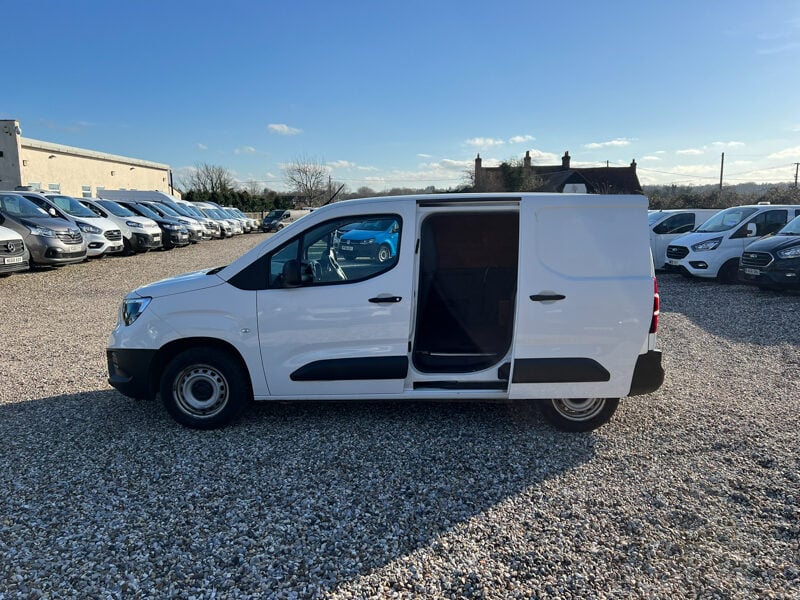 Used Vauxhall Combo 2022 for sale - 77450984: Photo 11