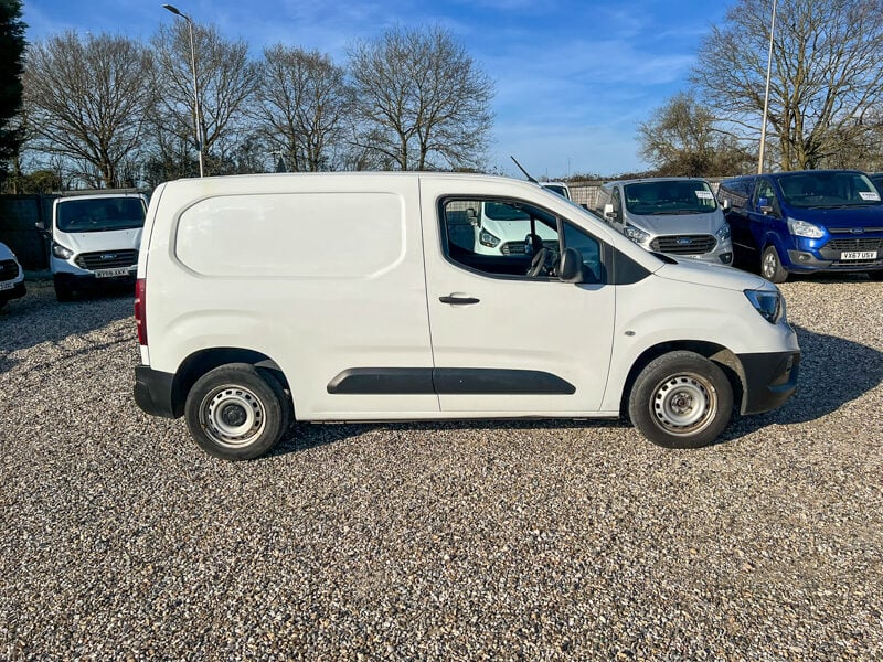 Used Vauxhall Combo 2022 for sale - 77450984: Photo 5