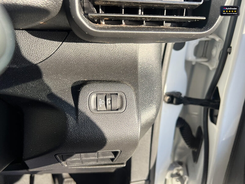 Used Peugeot Partner 2021 for sale - 77041972: Photo 28