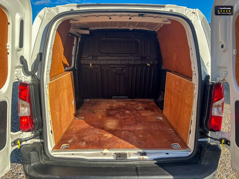 Used Peugeot Partner 2021 for sale - 77041972: Photo 9