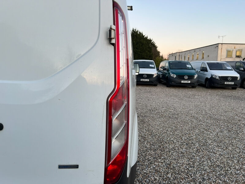 Used Ford Transit Custom 2018 for sale - 77608076: Photo 23