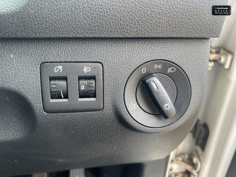 Used Volkswagen Caddy Maxi 2017 for sale - 77041670: Photo 30