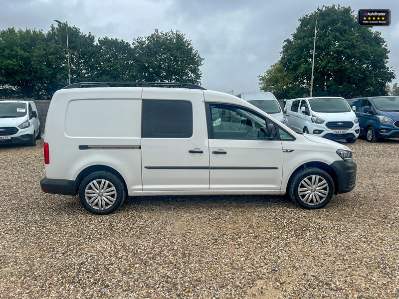 Used Volkswagen Caddy Maxi 2017 for sale - 77041670: Photo 5