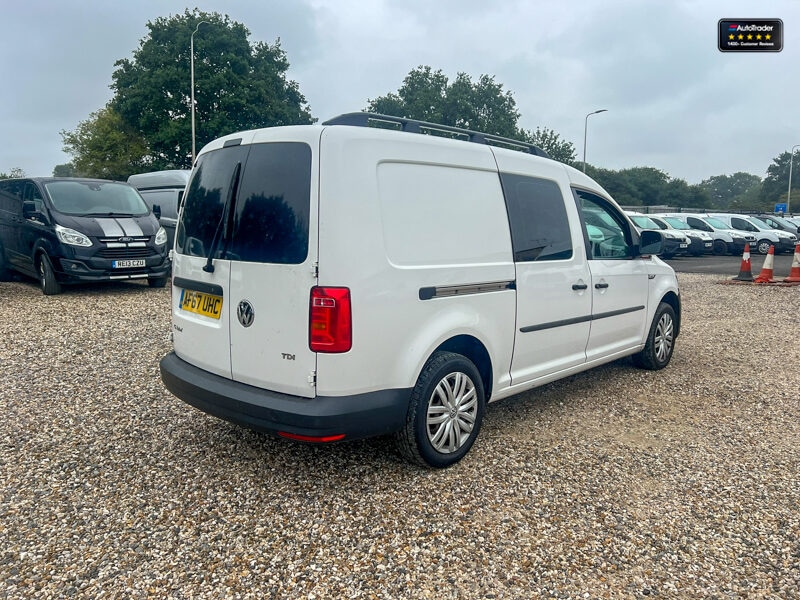 Used Volkswagen Caddy Maxi 2017 for sale - 77041670: Photo 6
