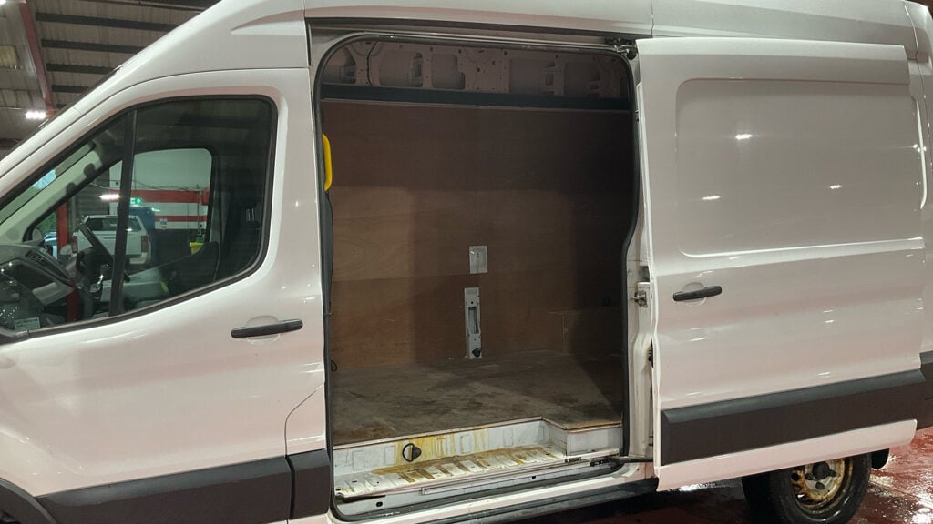 Used Ford Transit 2017 for sale - 77375906: Photo 8