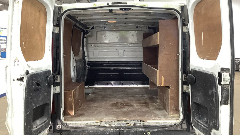 Used Vauxhall Vivaro 2017 for sale - 77687435: Photo 5