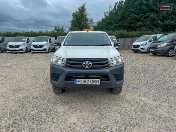 Used Toyota Hilux 2017 for sale - 75426524: Photo