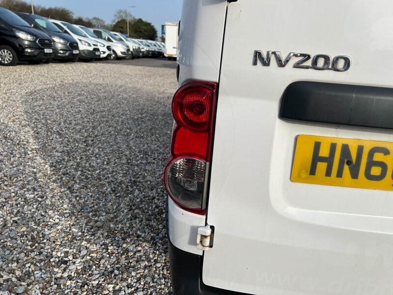 Used Nissan NV200 2010 for sale - 77758835: Photo 24