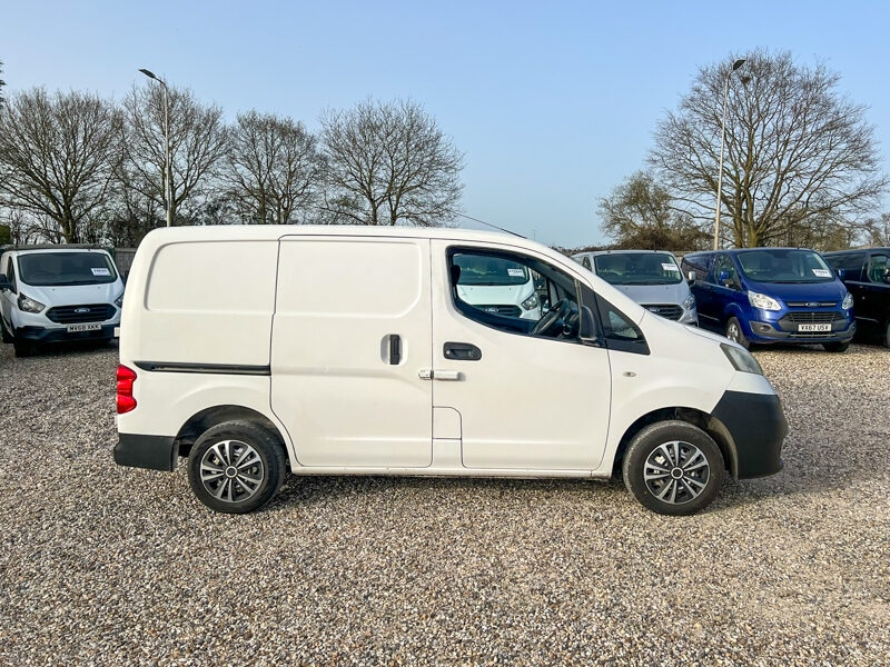 Used Nissan NV200 2010 for sale - 77758835: Photo 5