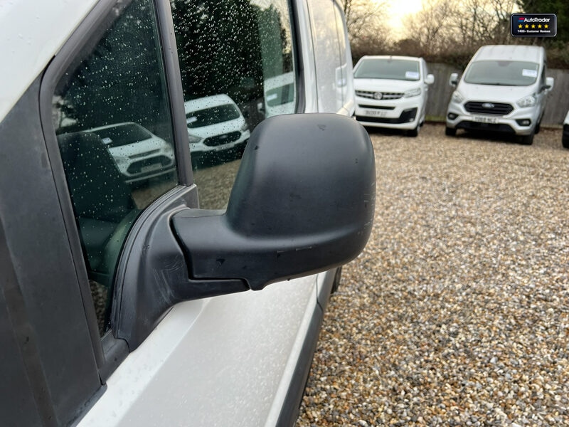 Used Peugeot Partner 2019 for sale - 77042094: Photo 18