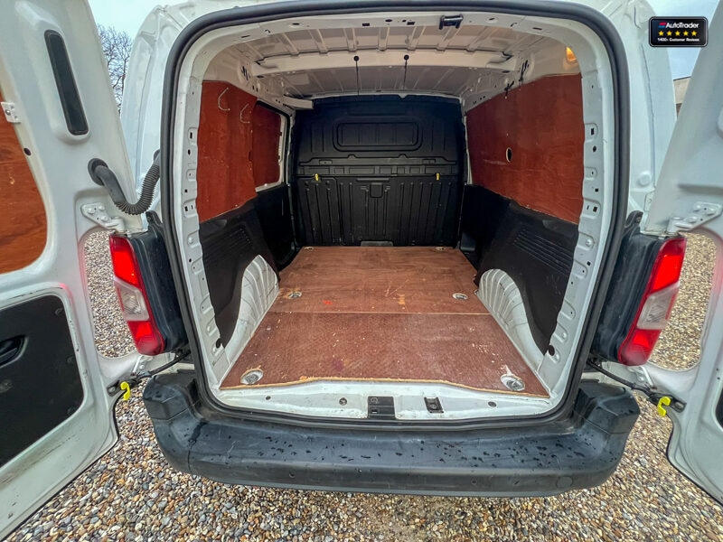 Used Peugeot Partner 2019 for sale - 77042094: Photo 9