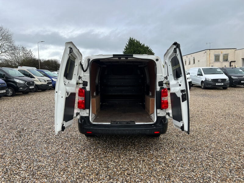 Used Vauxhall Vivaro 2019 for sale - 77431178: Photo 11