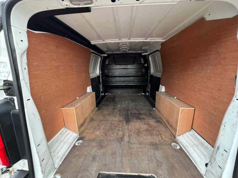 Used Vauxhall Vivaro 2019 for sale - 77431178: Photo 12