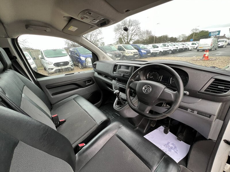 Used Vauxhall Vivaro 2019 for sale - 77431178: Photo 28