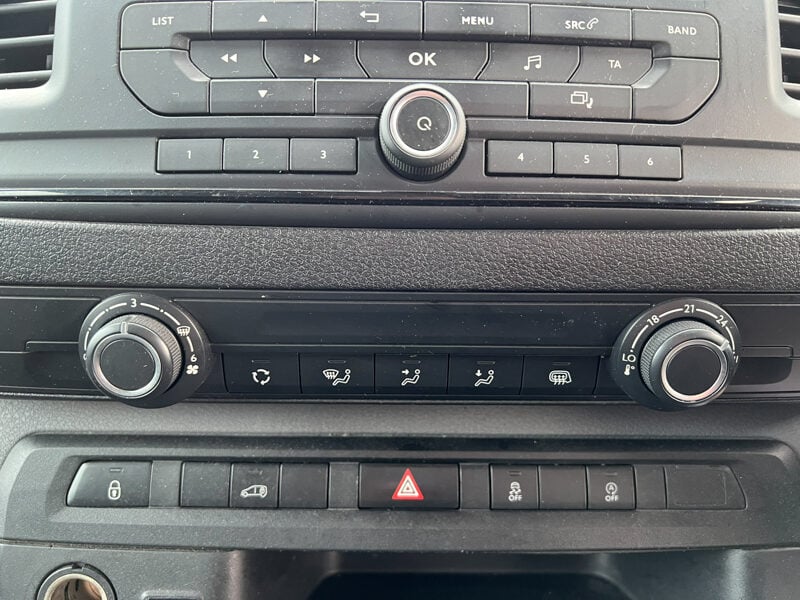 Used Vauxhall Vivaro 2019 for sale - 77431178: Photo 32