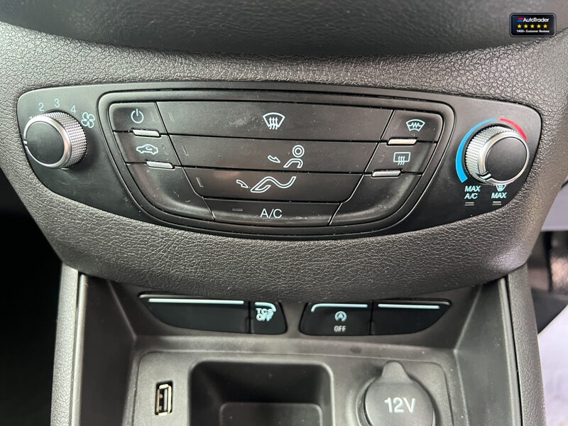 Used Ford Transit Courier 2020 for sale - 77041918: Photo 28