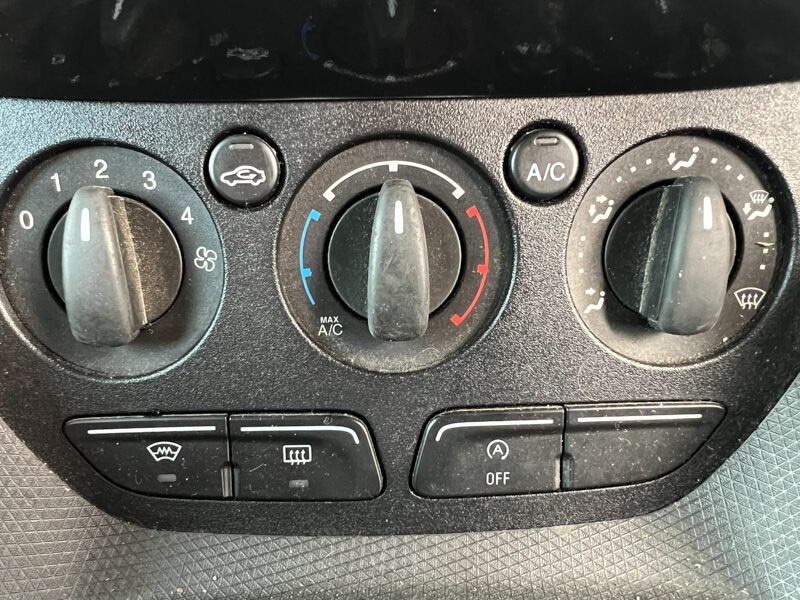 Used Ford Transit Connect 2018 for sale - 77296658: Photo 29