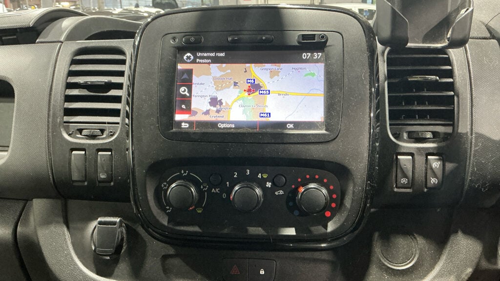 Used Vauxhall Vivaro 2017 for sale - 78198308: Photo 11