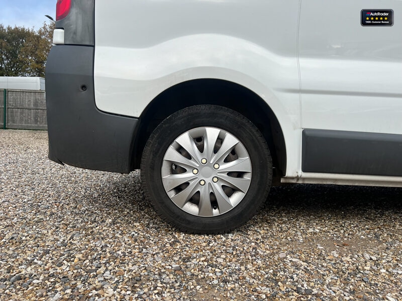 Used Vauxhall Vivaro 2011 for sale - 77041884: Photo 18