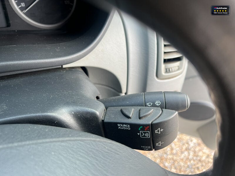 Used Vauxhall Vivaro 2011 for sale - 77041884: Photo 29