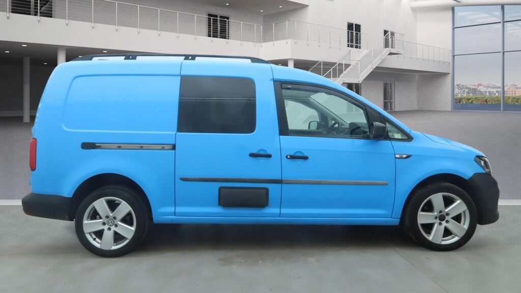 Used Volkswagen Caddy Maxi 2017 for sale - 77915580: Photo 3