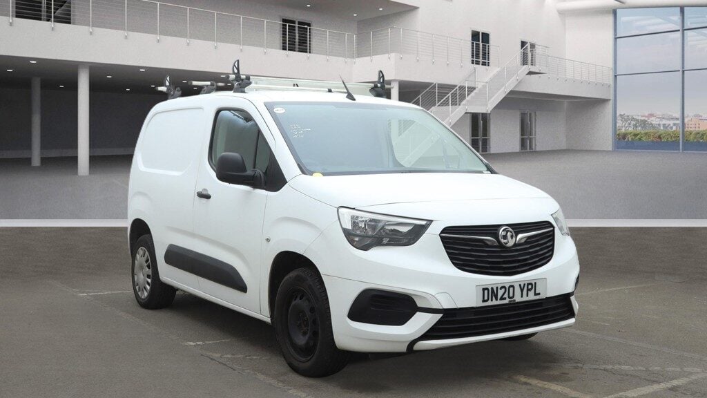 Used Vauxhall Combo 2020 for sale - 77107046: Photo 2