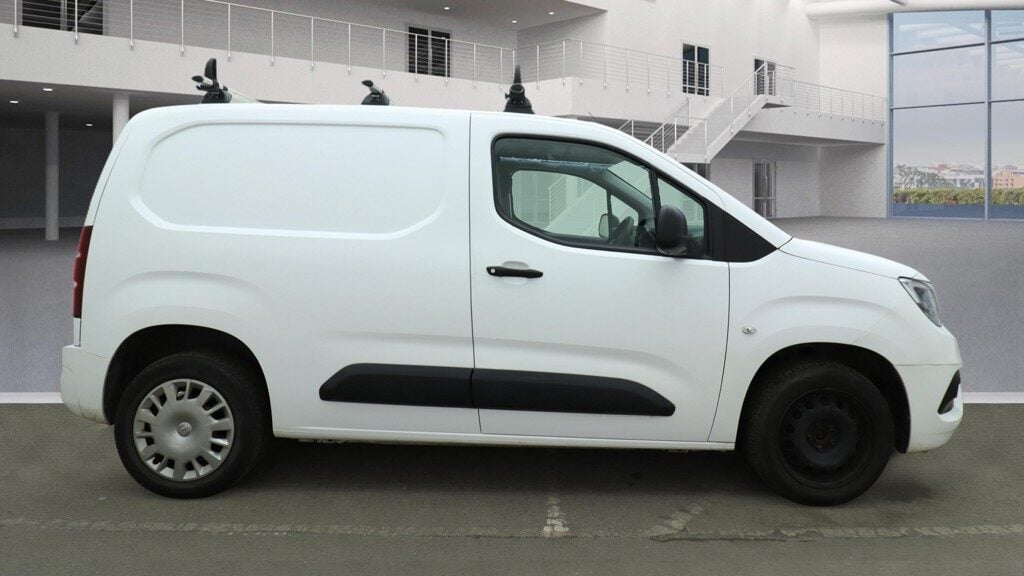 Used Vauxhall Combo 2020 for sale - 77107046: Photo 3
