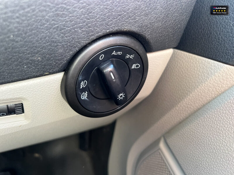 Used Volkswagen Transporter 2018 for sale - 77041648: Photo 27