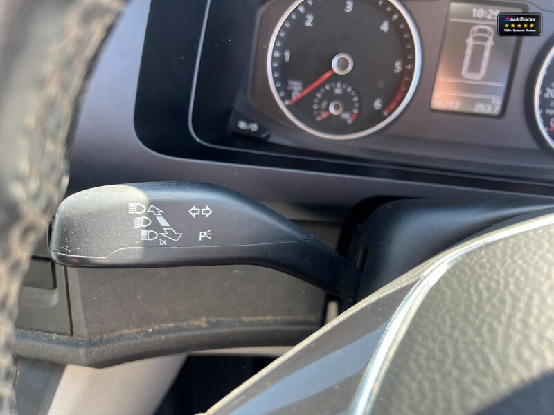 Used Volkswagen Transporter 2018 for sale - 77041648: Photo 32