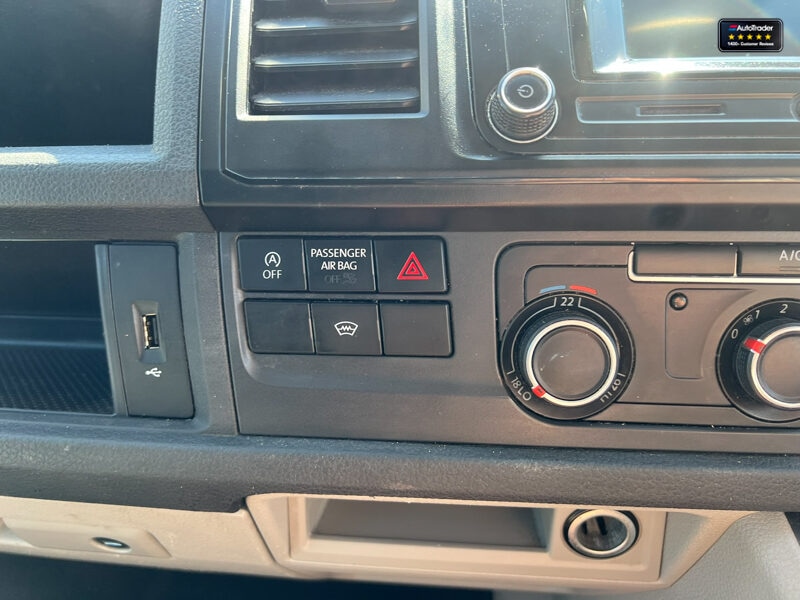 Used Volkswagen Transporter 2018 for sale - 77041648: Photo 35