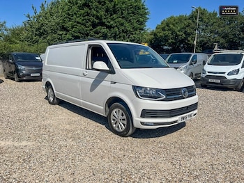 Used Volkswagen Transporter 2018 for sale - 77041648: Photo