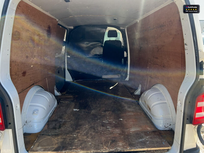 Used Volkswagen Transporter 2018 for sale - 77041648: Photo 9