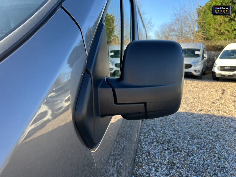 Used Vauxhall Vivaro 2018 for sale - 77042066: Photo 18