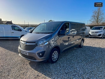 Used Vauxhall Vivaro 2018 for sale - 77042066: Photo