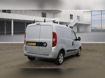 Used Vauxhall Combo 2017 for sale - 78040395: Photo