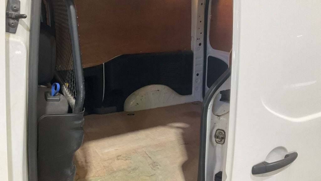 Used Peugeot Partner 2017 for sale - 78040369: Photo 8