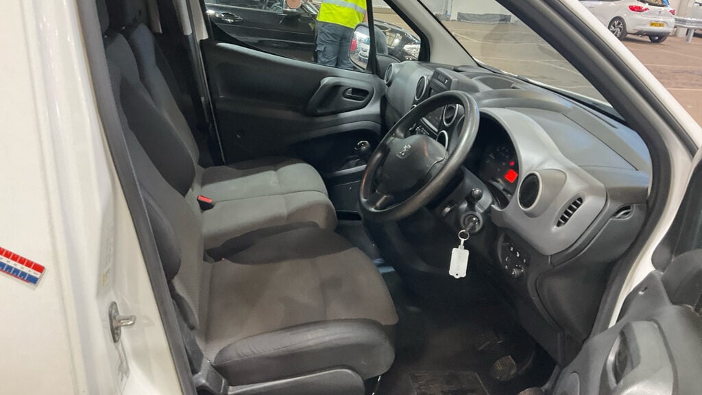 Used Peugeot Partner 2017 for sale - 78040369: Photo 9