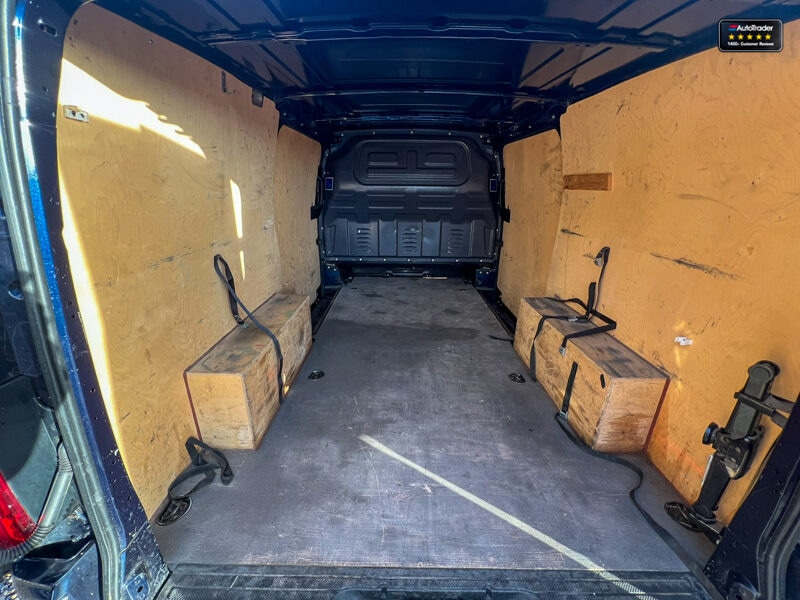 Used Mercedes-Benz Vito 2018 for sale - 77042009: Photo 9