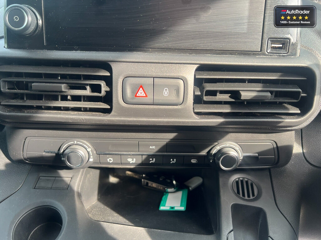 Used Peugeot Partner 2021 for sale - 77041923: Photo 32