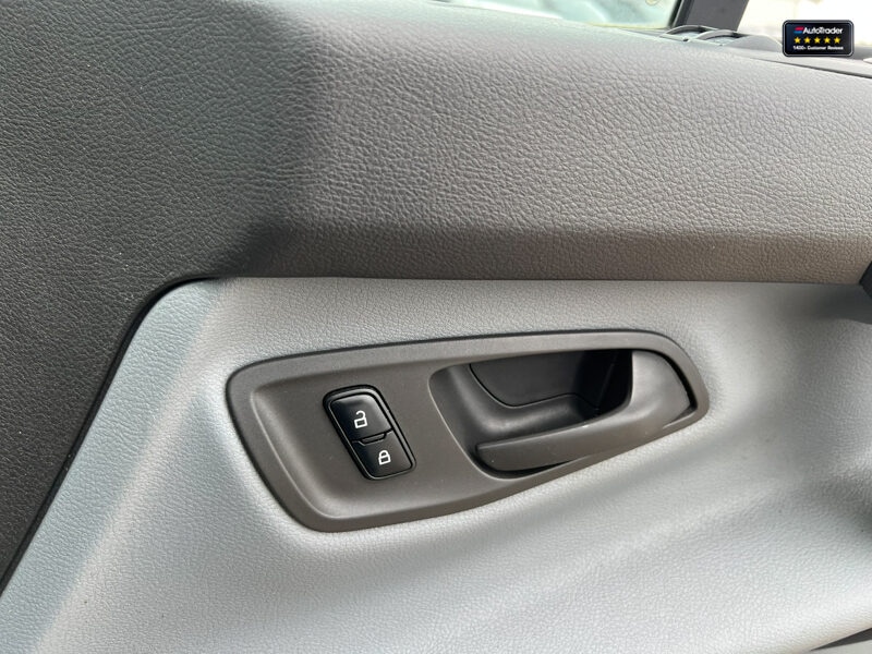 Used Ford Transit Custom 2017 for sale - 77041738: Photo 37