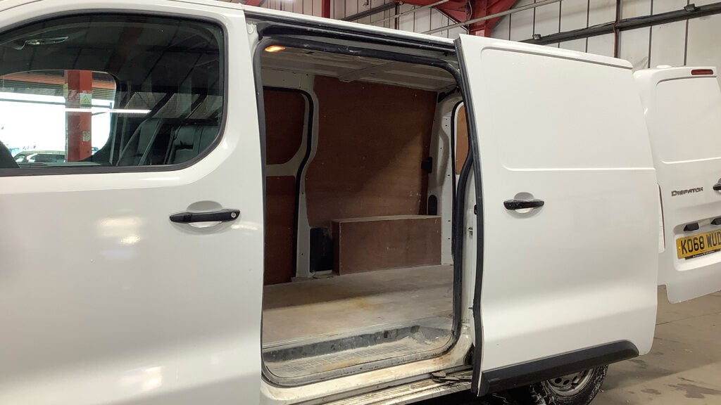 Used Citroen Dispatch 2019 for sale - 77138728: Photo 8