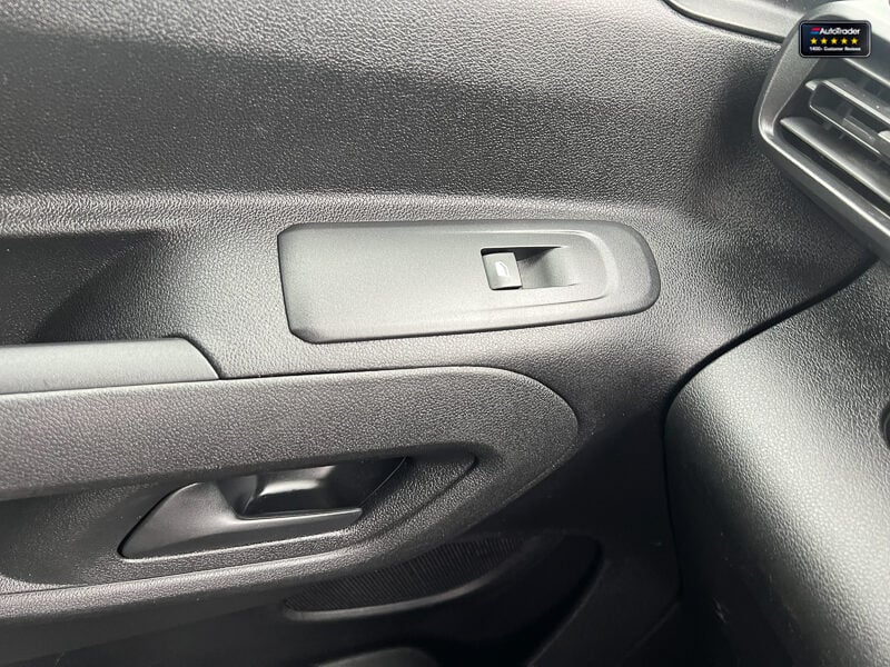 Used Citroen Berlingo 2020 for sale - 77041952: Photo 37