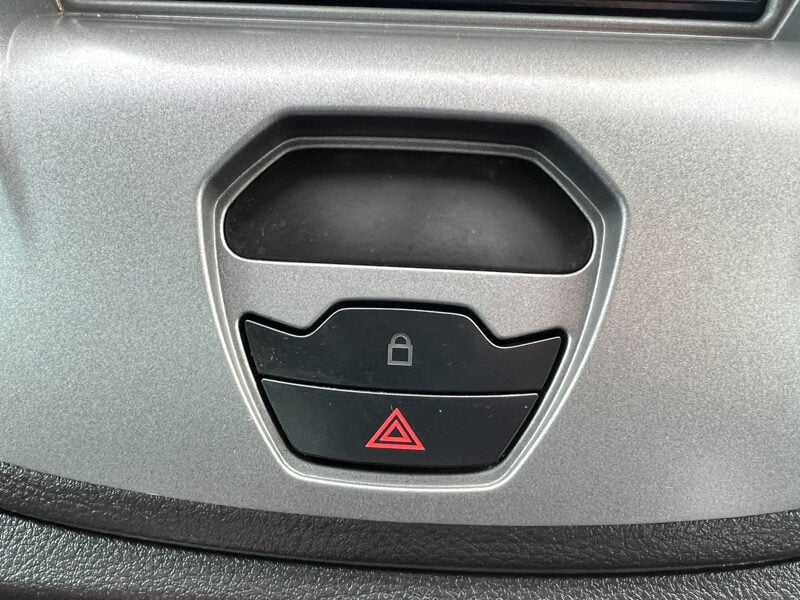 Used Ford Transit 2018 for sale - 77666009: Photo 32