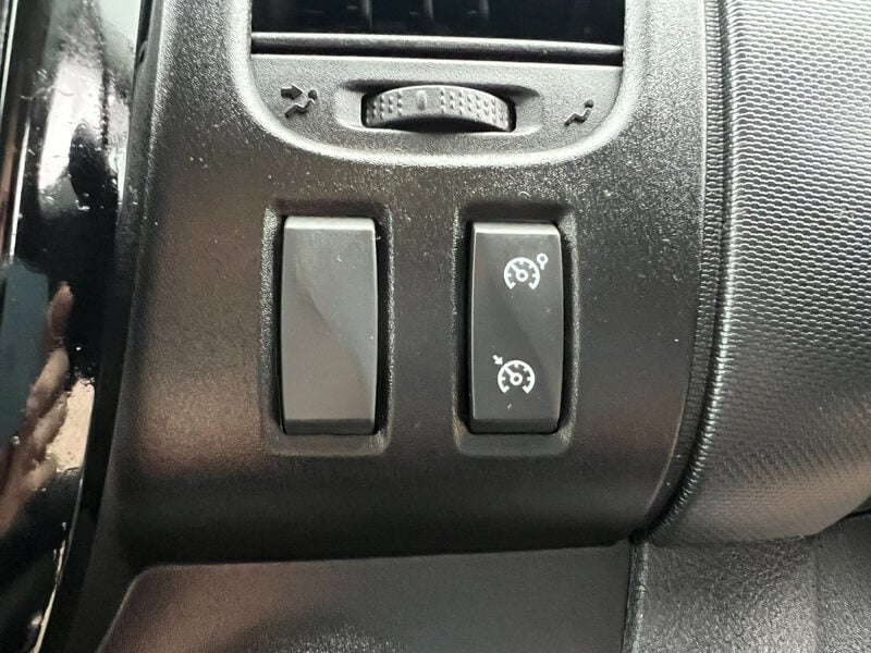 Used Vauxhall Vivaro 2018 for sale - 77375905: Photo 32