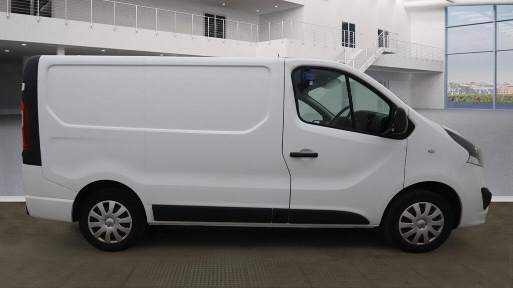 Used Vauxhall Vivaro 2018 for sale - 77375905: Photo 5