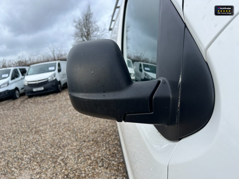 Used Vauxhall Vivaro 2021 for sale - 77041919: Photo 17