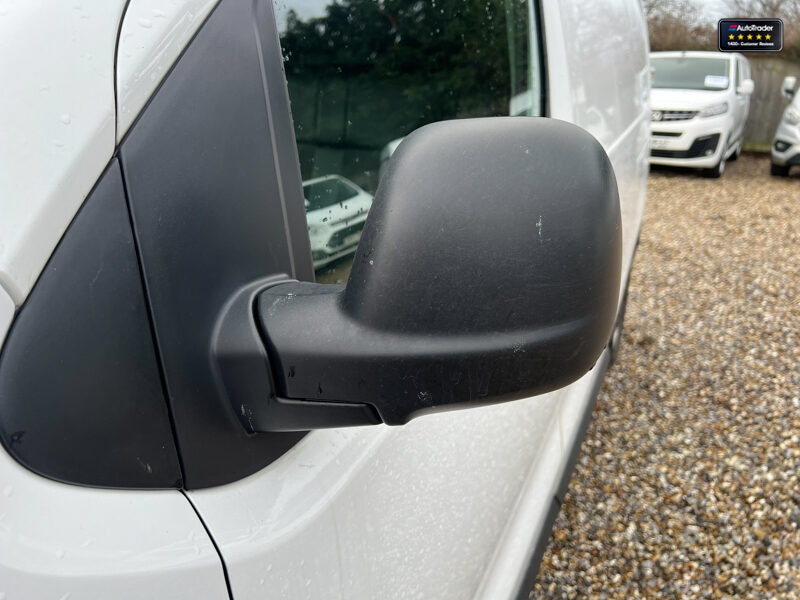 Used Vauxhall Vivaro 2021 for sale - 77041919: Photo 19